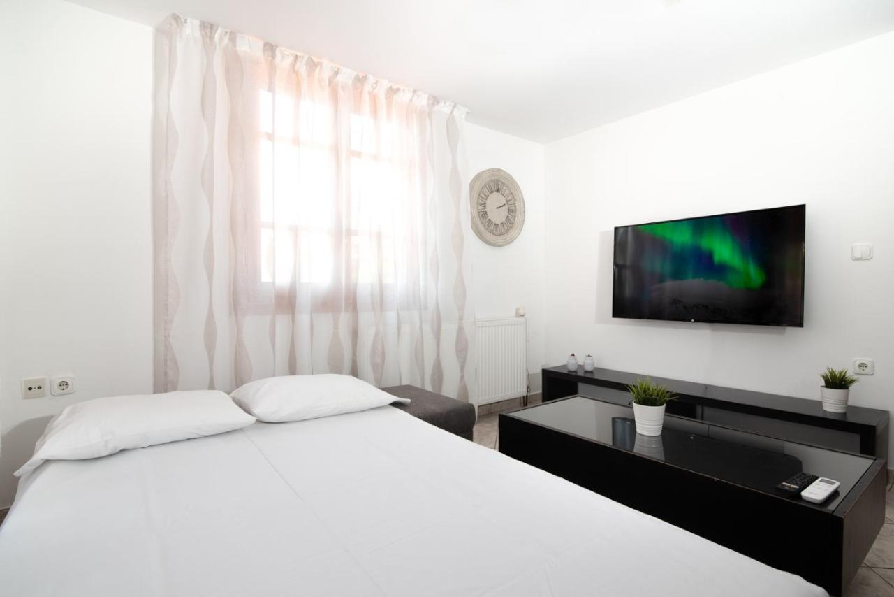 Ns-George Apartments By The Airport Markopoulo Mesogaias Экстерьер фото